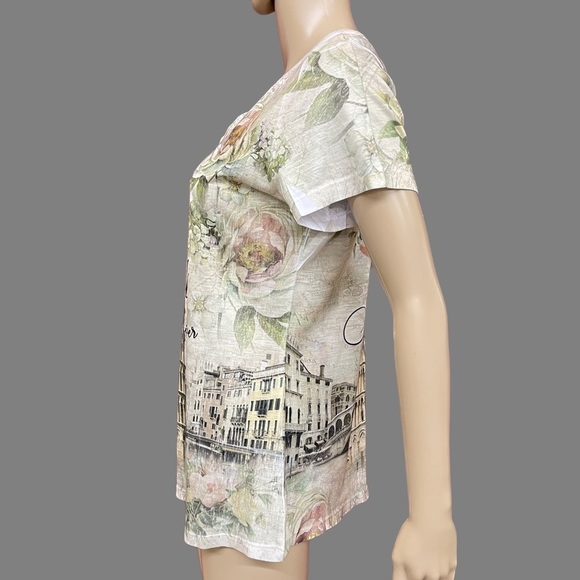 Italy Tower of Pisa Photographic V-Neck Tee Size Large - Picture 2 of 6